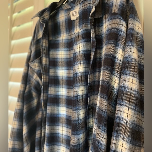BDG Urban Outfitters blue flannel - Picture 6 of 6